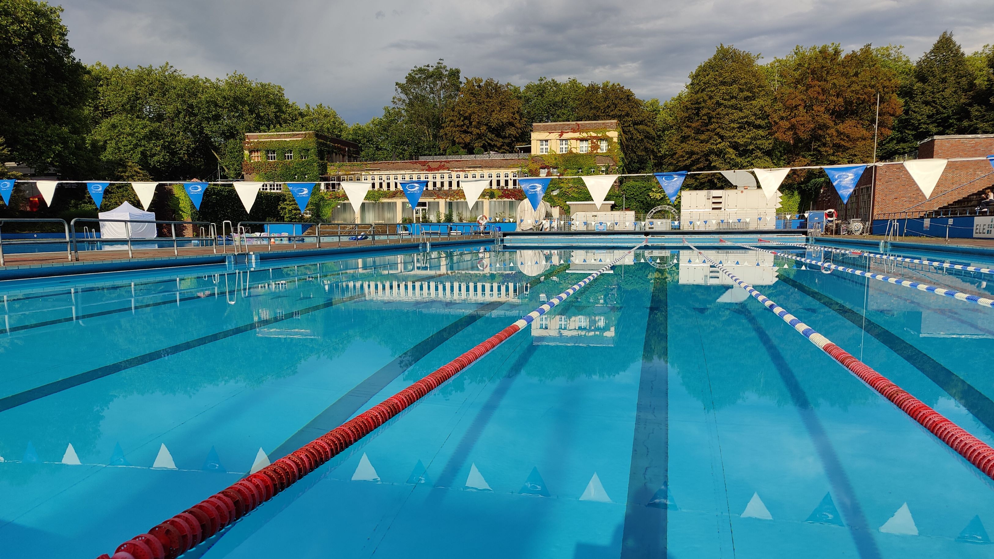 Der letzte Schwimmtag unter freiem Himmel