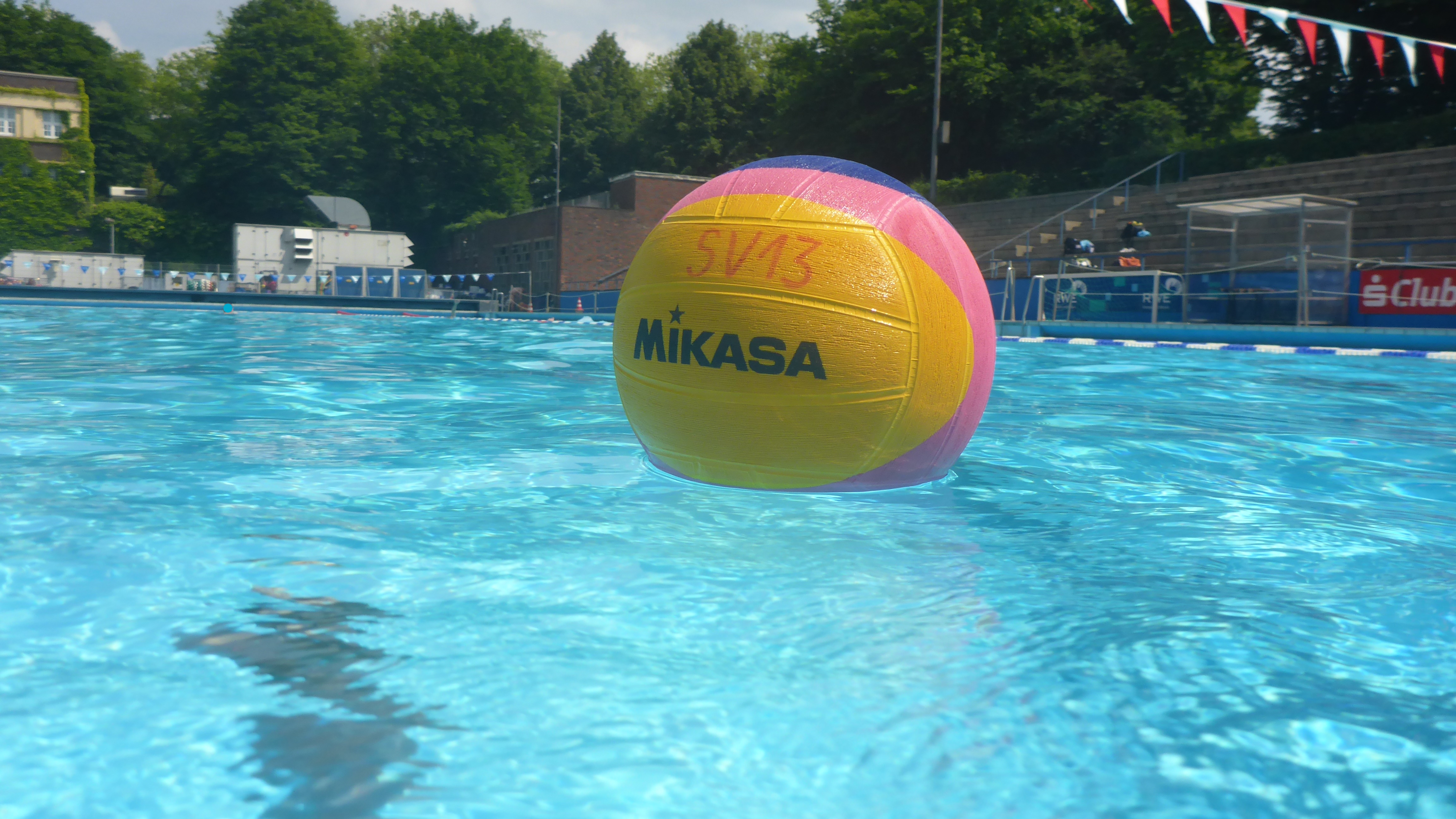 Zuwachs und Team-Spirit bei der U16 Wasserball-Jugend des SV13